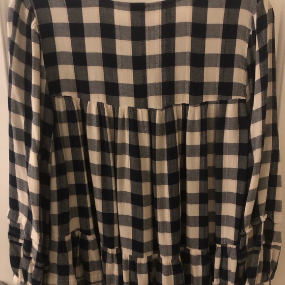 AE Gingham Blouse - Picture 6 of 7